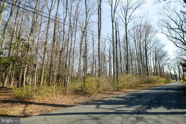 3904 GOOSE HARBOR RD, Middle River, MD 21220