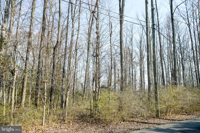 3904 GOOSE HARBOR RD, Middle River, MD 21220