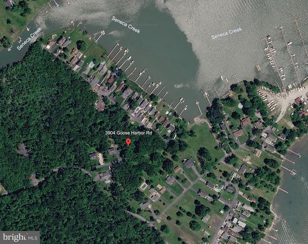3904 GOOSE HARBOR RD, Middle River, MD 21220