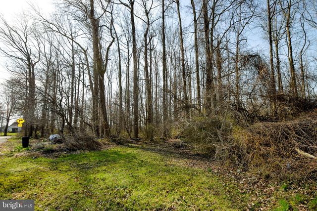 3904 GOOSE HARBOR RD, Middle River, MD 21220