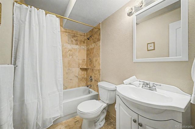 8631 E Hawaii Drive, Denver, CO 80231