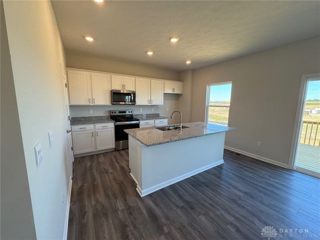 532 Hollywood Boulevard, Xenia, OH 45385