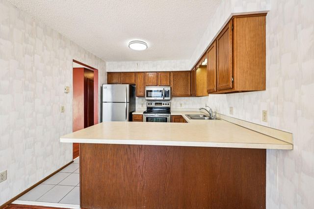 6287 Monticello Lane N, Maple Grove, MN 55369