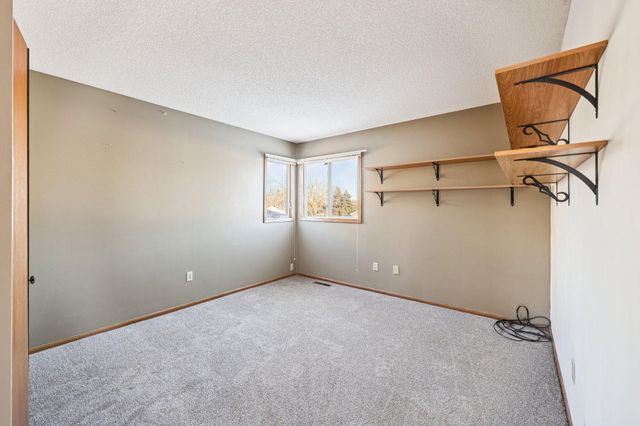 6287 Monticello Lane N, Maple Grove, MN 55369