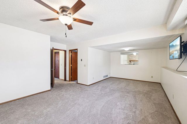 6287 Monticello Lane N, Maple Grove, MN 55369