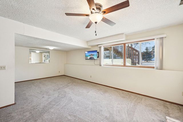 6287 Monticello Lane N, Maple Grove, MN 55369