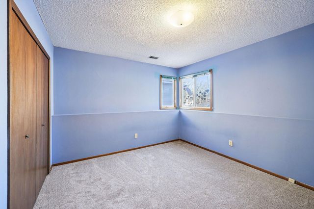 6287 Monticello Lane N, Maple Grove, MN 55369