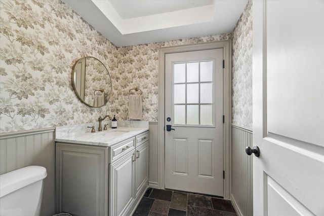 934 Moss Spring Lane, Hedwig Village, TX 77024