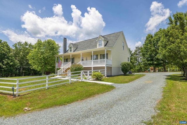 311 SHARPS CREEK DR, Scottsville, VA 24590