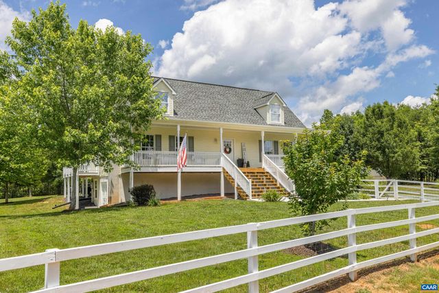 311 SHARPS CREEK DR, Scottsville, VA 24590