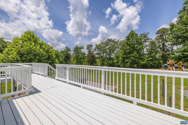 311 SHARPS CREEK DR, Scottsville, VA 24590