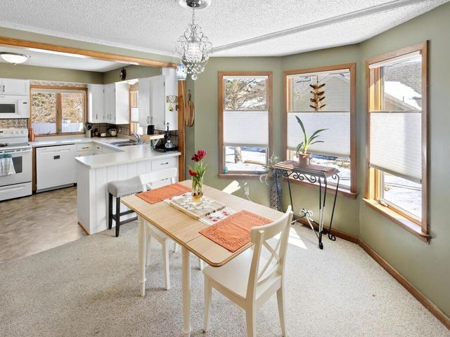 1305 Woodley Street E, Northfield, MN 55057