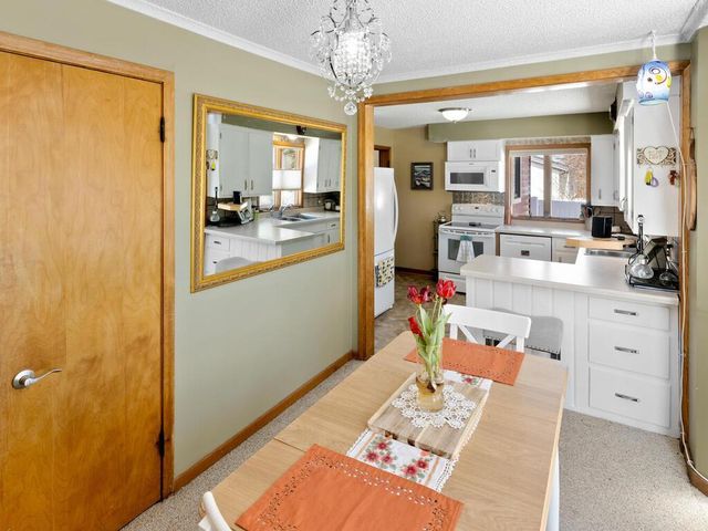 1305 Woodley Street E, Northfield, MN 55057