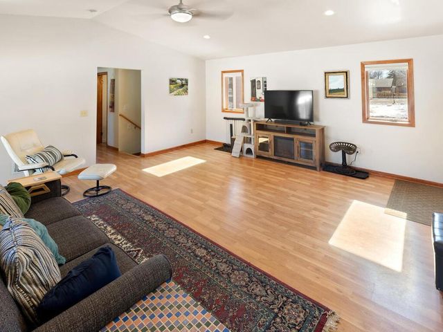 1305 Woodley Street E, Northfield, MN 55057