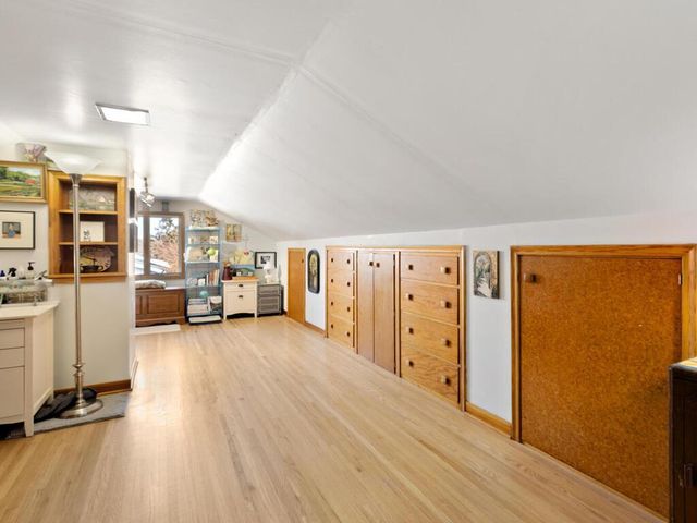 1305 Woodley Street E, Northfield, MN 55057