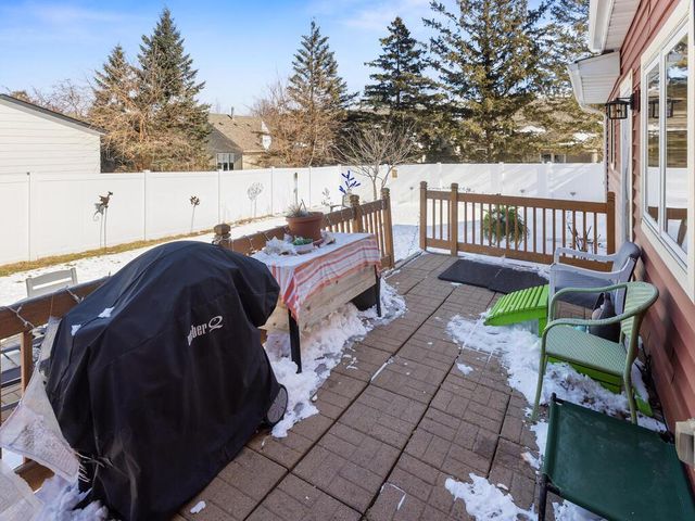 1305 Woodley Street E, Northfield, MN 55057