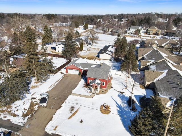 1305 Woodley Street E, Northfield, MN 55057