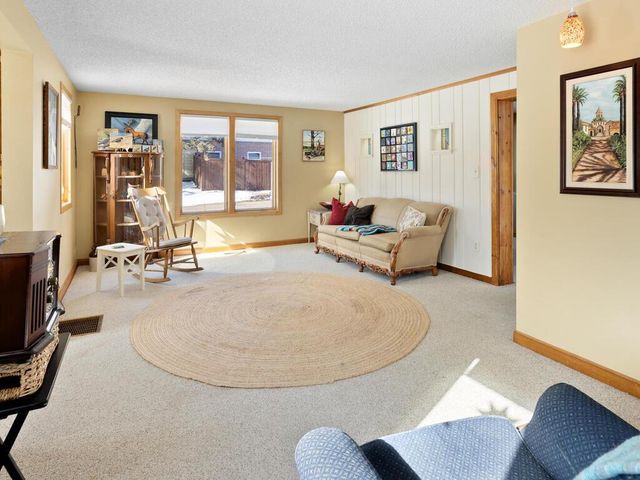 1305 Woodley Street E, Northfield, MN 55057