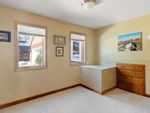 1305 Woodley Street E, Northfield, MN 55057