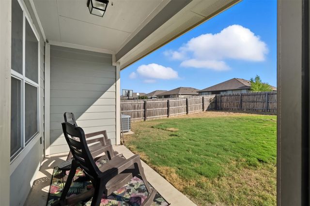 147 Sulphur River LOOP, Hutto, TX 78634