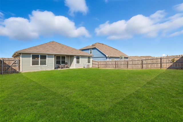 147 Sulphur River LOOP, Hutto, TX 78634