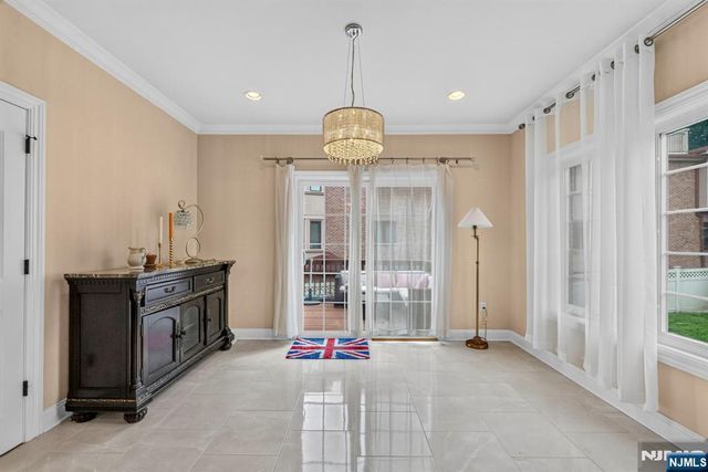 809 Edgewood Lane, Fort Lee, NJ 07024