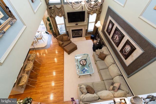 301 HOLCOMBE WAY, Lambertville, NJ 08530
