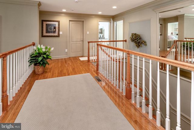 301 HOLCOMBE WAY, Lambertville, NJ 08530
