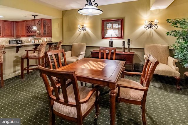 301 HOLCOMBE WAY, Lambertville, NJ 08530