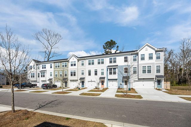 1036 Old Cypress, Hanahan, SC 29410