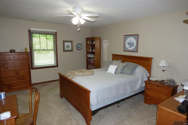 3813 Eastbrooke Drive, Evansville, IN 47711