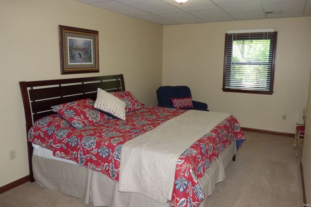 3813 Eastbrooke Drive, Evansville, IN 47711