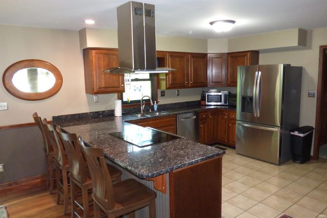 3813 Eastbrooke Drive, Evansville, IN 47711