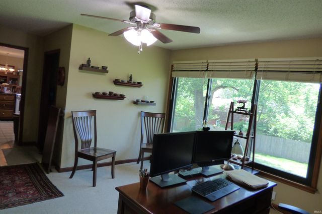 3813 Eastbrooke Drive, Evansville, IN 47711