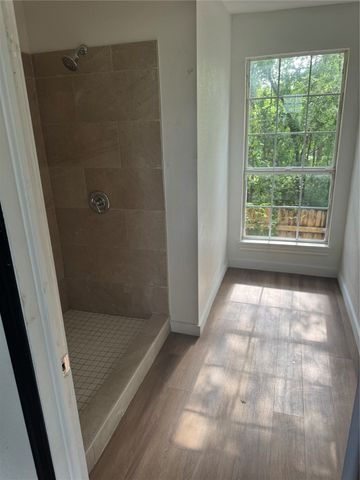205 W Bond Street, Denison, TX 75020