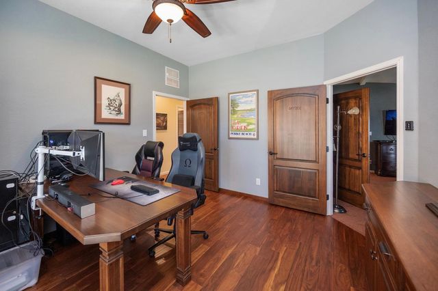 1560 Pinto Dr, Angels Camp, CA 95222