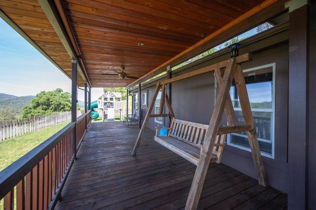 1560 Pinto Dr, Angels Camp, CA 95222