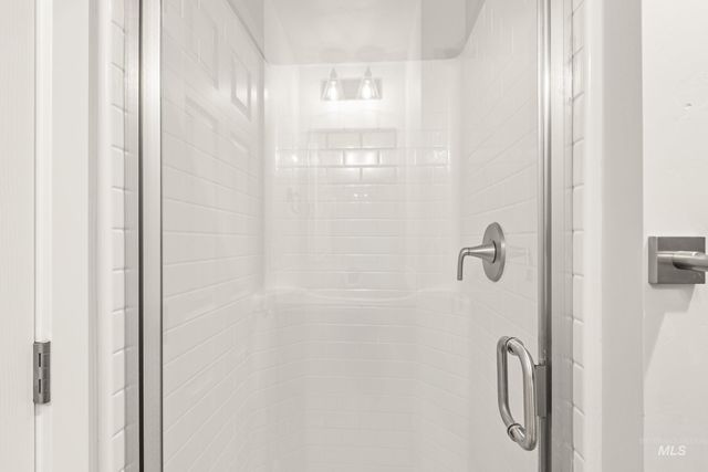 13704 Redway Ct, Caldwell, ID 83607