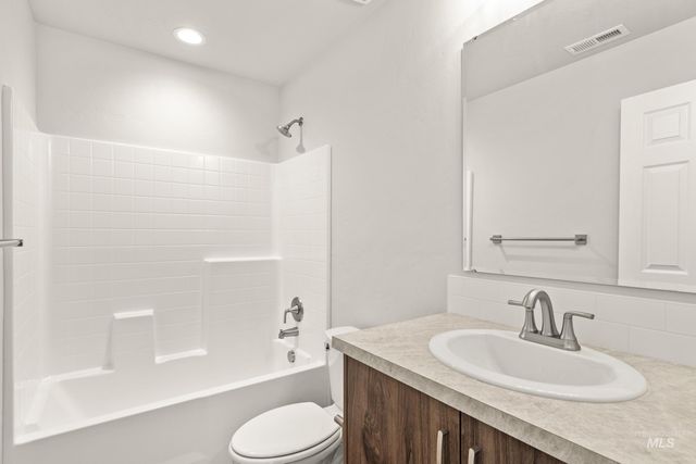 13704 Redway Ct, Caldwell, ID 83607