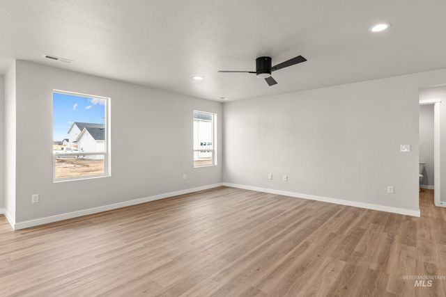 13704 Redway Ct, Caldwell, ID 83607