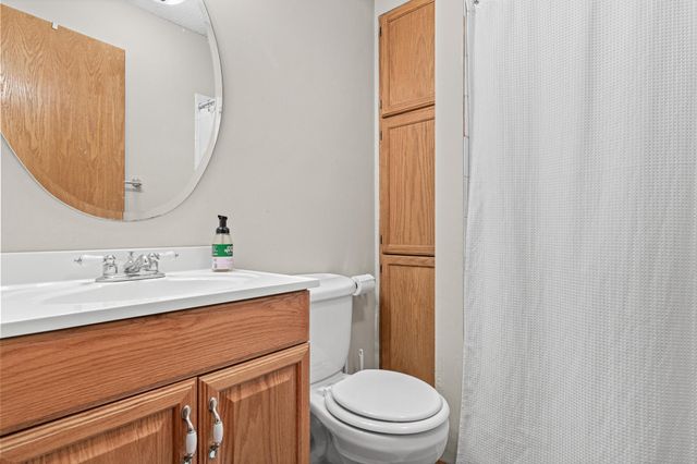 326 Braeburn Drive, Shakopee, MN 55379