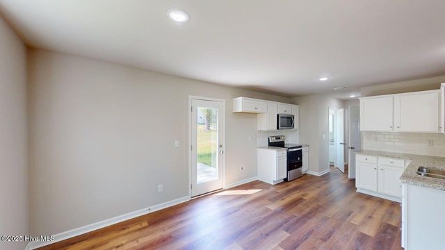 203 Grand Oaks Drive, Goldsboro, NC 27530