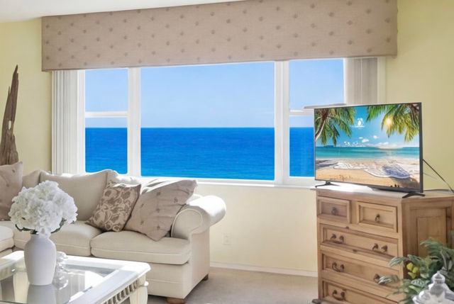 1200 Hibiscus Avenue 1107, Pompano Beach, FL 33062