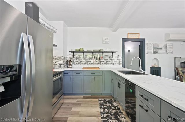 3251 Springbrook Street, Ann Arbor, MI 48108
