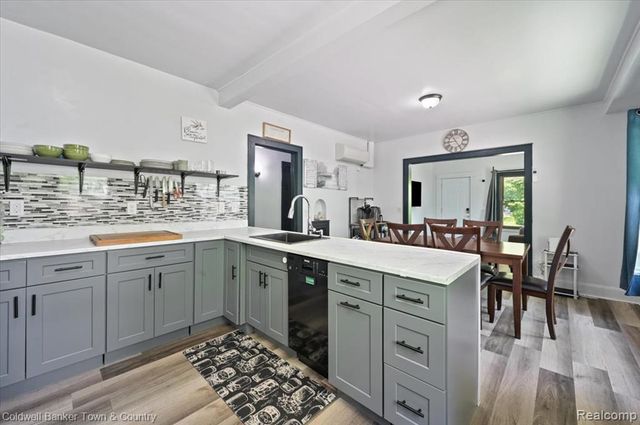 3251 Springbrook Street, Ann Arbor, MI 48108
