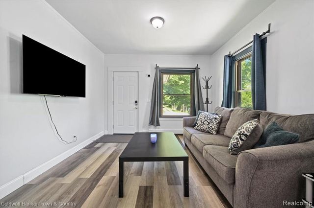 3251 Springbrook Street, Ann Arbor, MI 48108