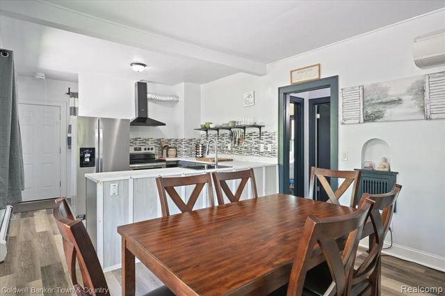 3251 Springbrook Street, Ann Arbor, MI 48108