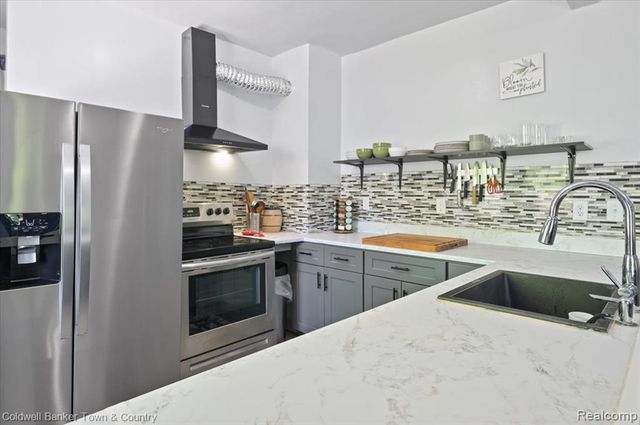 3251 Springbrook Street, Ann Arbor, MI 48108