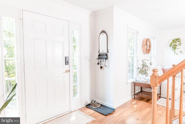 73 VILLAGE GROVE RD, Fredericksburg, VA 22406