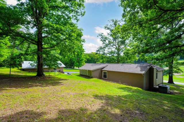 10408 Hamby Road, Soddy Daisy, TN 37379
